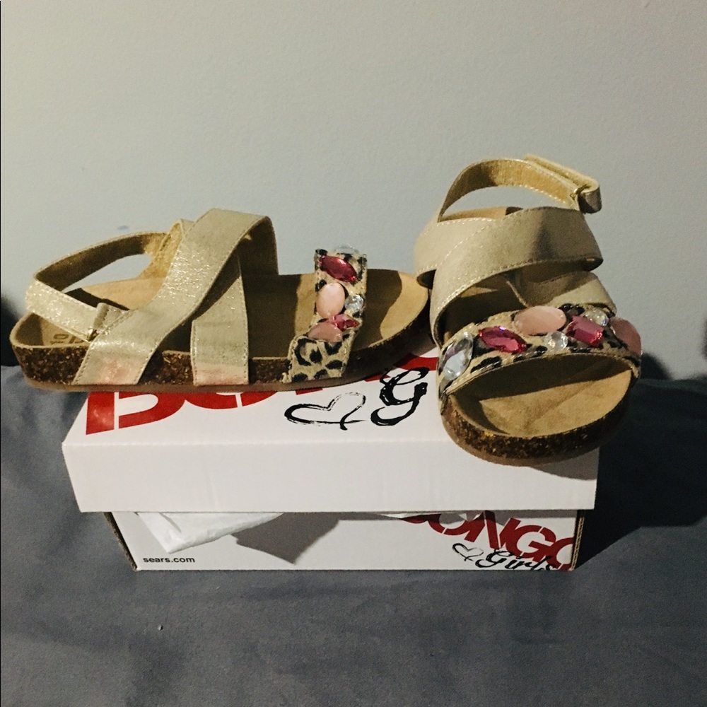 Girls sandals